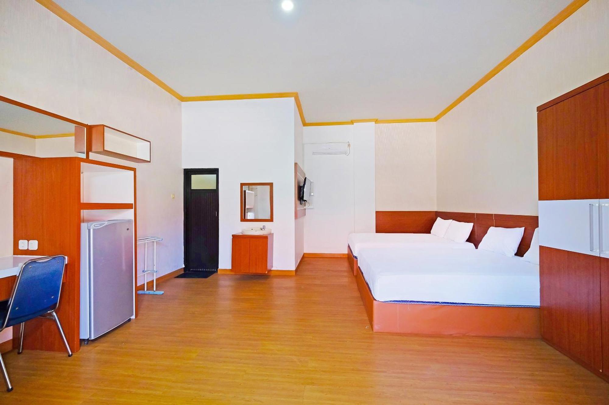 Collection O 91046 Hotel Remaja Indah Masamba Luaran gambar